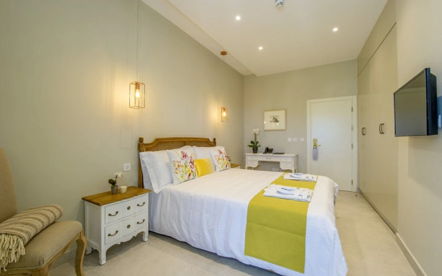 Viewpoint Boutique Living