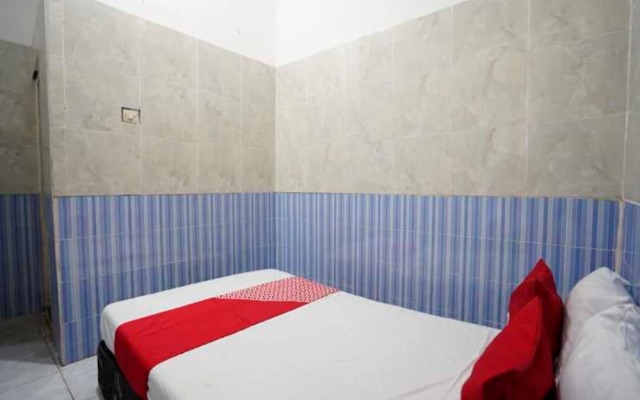 OYO Life 93061 Kost Vicky Syariah