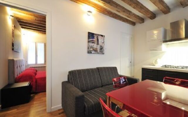 Sleep in Italy - San Marco Apartments