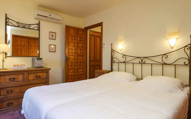 Modern Villa in Cumbre del Sol With Private Pool