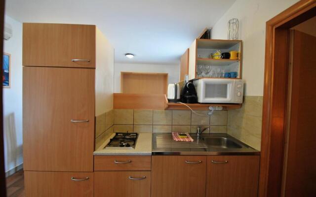 Nautica Apartments
