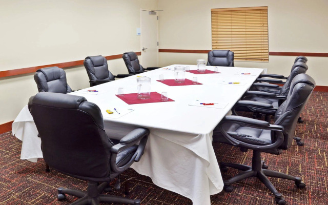 Holiday Inn Express Chehalis-Centralia by IHG