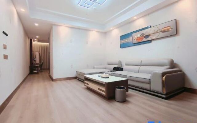 Qiuyue Holiday Hotel, Pinghu, Changzhou