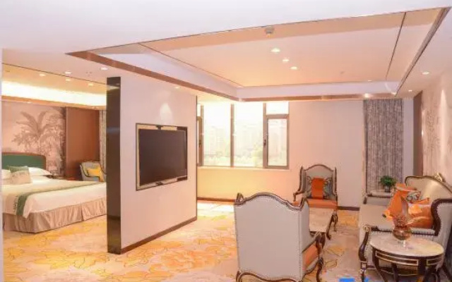 Longkou Nanshan Castle Hotel