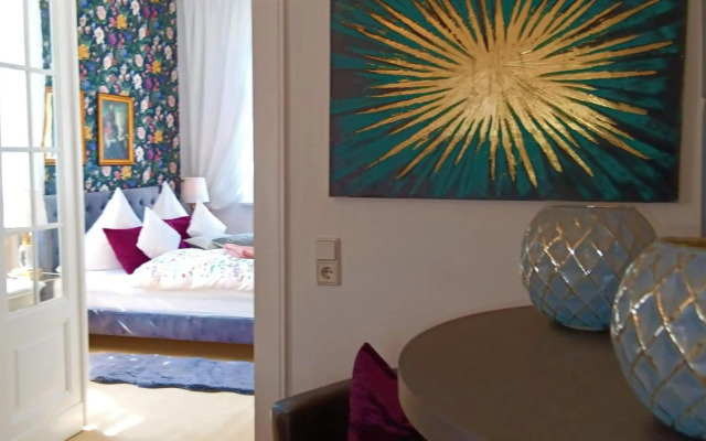 VILLA FREIA Dresden & Großer Garten Wohlfühlfactory by Freia