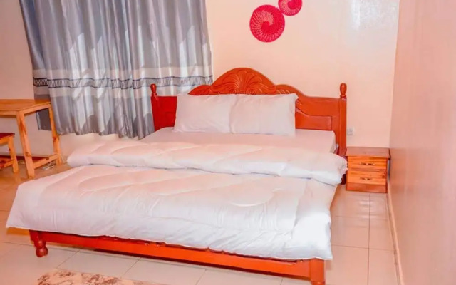 Inviting 6-bedrooms Apartment in Kigali