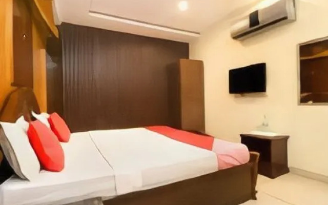 Hotel Highland Inn by OYO