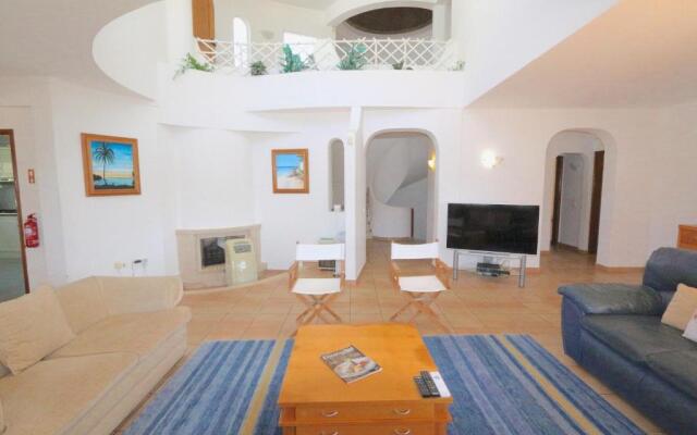 Vila Girasol, 171 - Clever Details