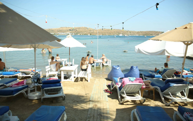 Erta Soyak Beach Otel