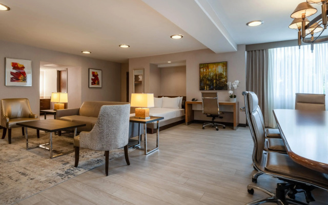 Wyndham Indianapolis Airport