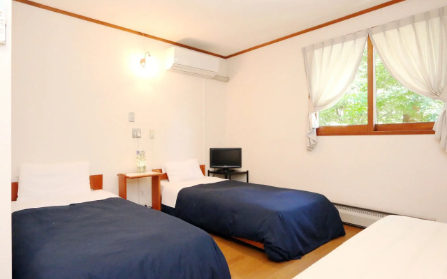 Forest Resort Cosmos
