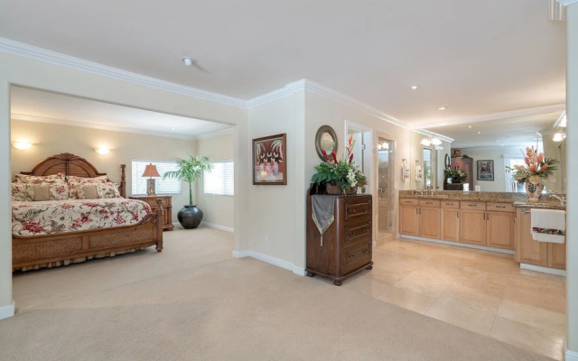 Kailua Beachside 4 Bedroom Home by RedAwning
