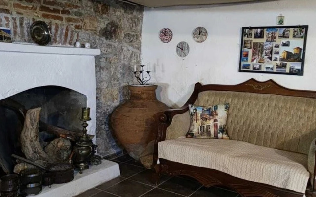 Hayat Alti Guest House