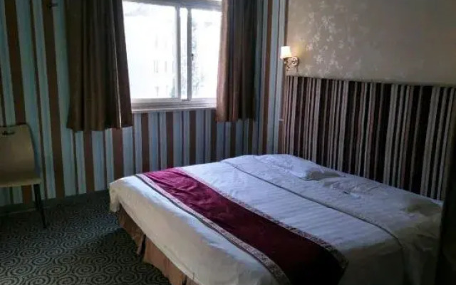 Super 8 Hotel (Lianyungang Darunfa Wanrun Commercial Street)