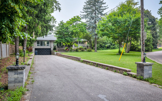 Waterfront Avenue Suites