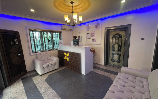 Flora Suites