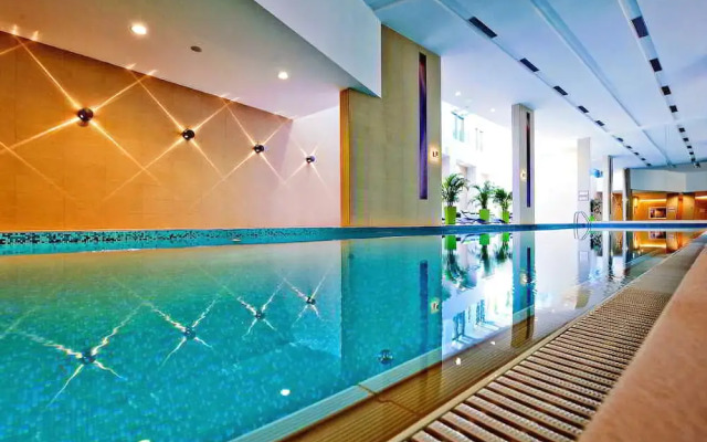 Abacus Business & Wellness Hotel