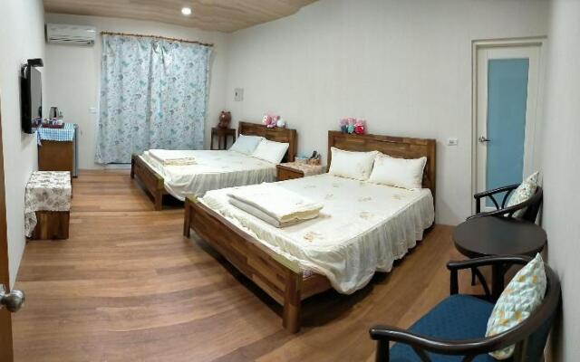 Qin Shui House