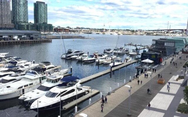 Harbour Escape Apartments