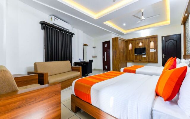 OYO 11069 Hotel Hisham Suits