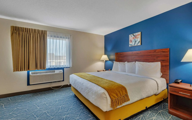Spicer Hotel