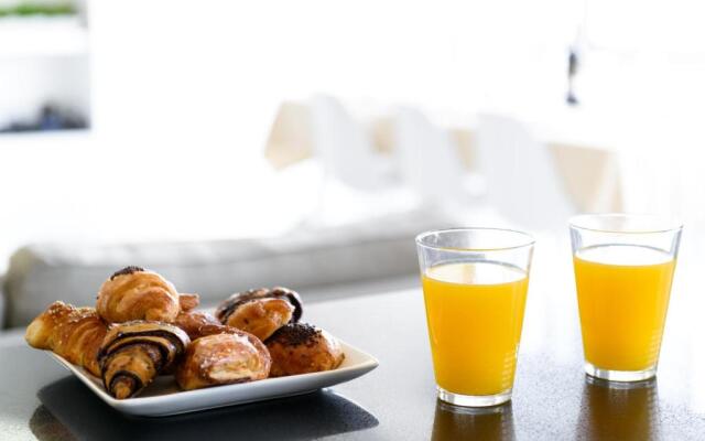 Frishman 3 Bedrooms Apartment