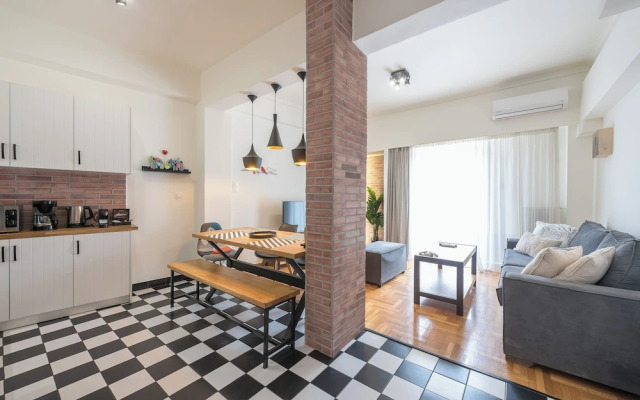 Quiet Embassy Suite by Cloudkeys