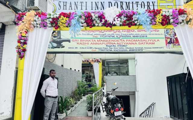 Shanti Inn Dormitory