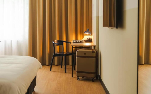 Hotel Node