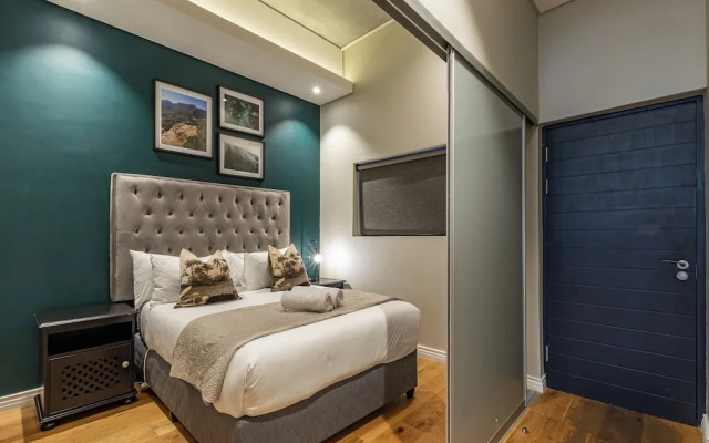 The Docklands Luxury Apartments