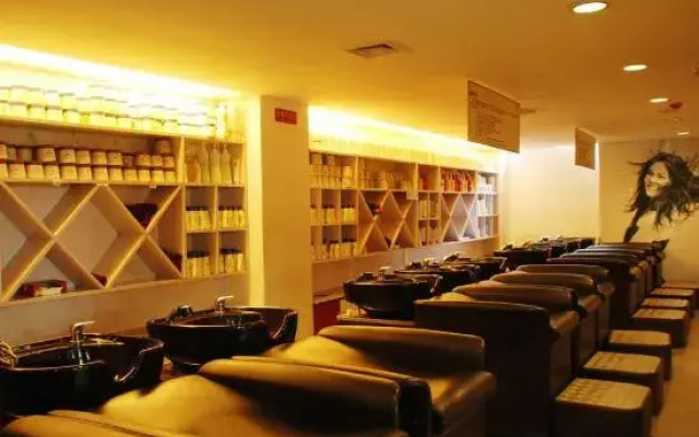 Jing Jiang Hotel
