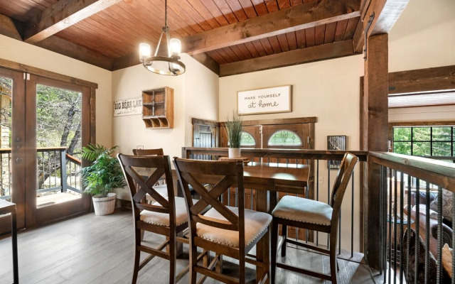 Modern Moonridge Manor