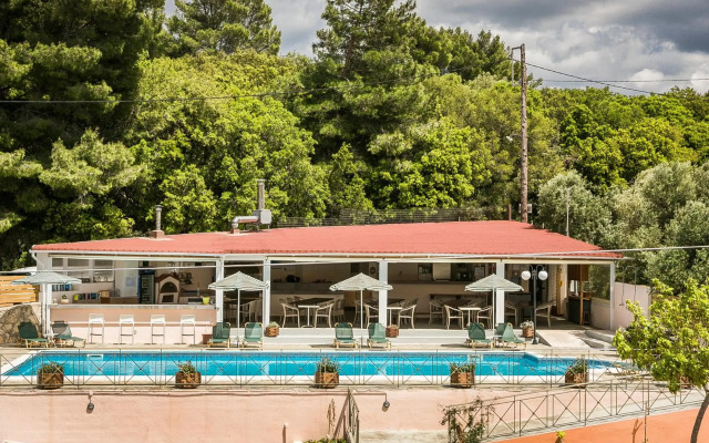 Panorama Fanari Studios & Apartments