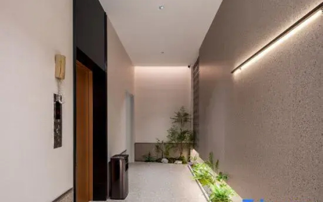 Huacheng Ji Hotel (Haikou Longhu Tianjie)
