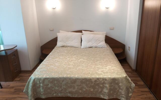 Apartments on Partizanskaya street 1B building 1