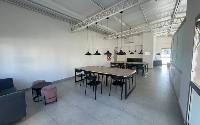 Urban Luxury: Studio Living in San Telmo Num4869