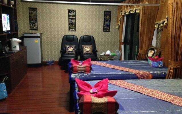 Two Tiger Resort & Spa