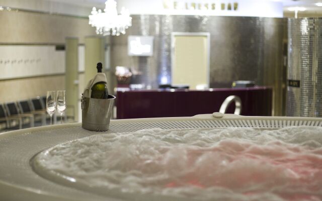Hotel Divinus