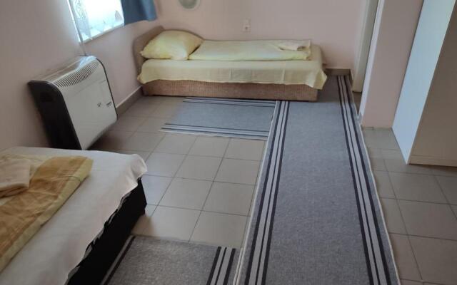 Cserke Gyöngye Apartman