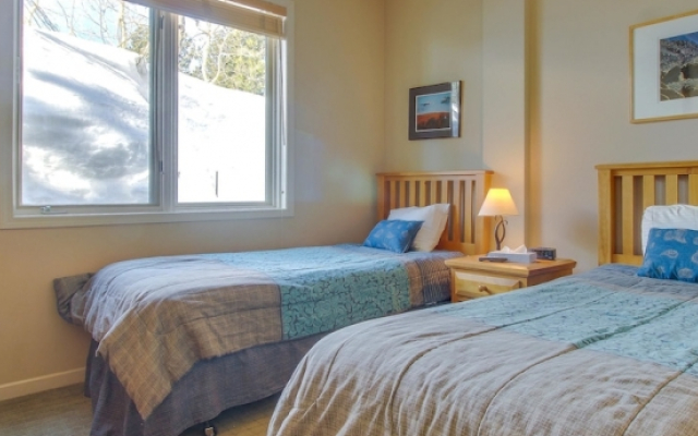 Mammoth Green Condos