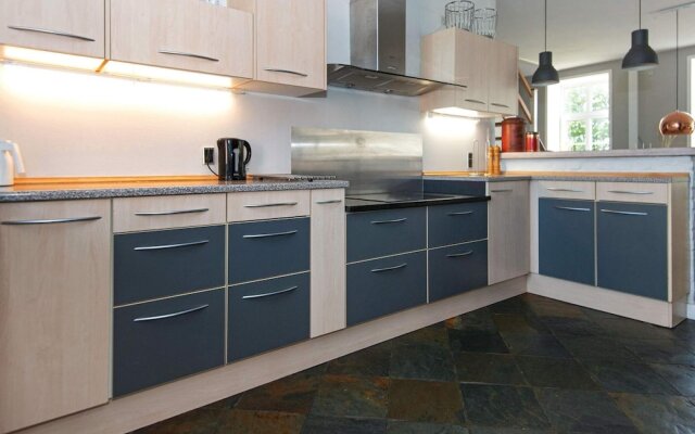 17 Person Holiday Home in Romo