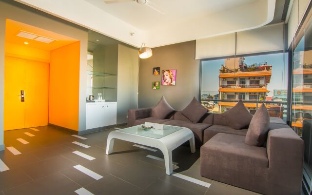 SUN & MOON, Urban Hotel