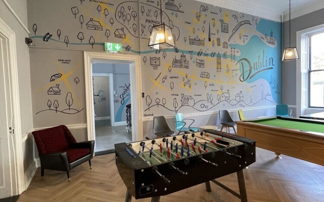 Leevin Hostel George