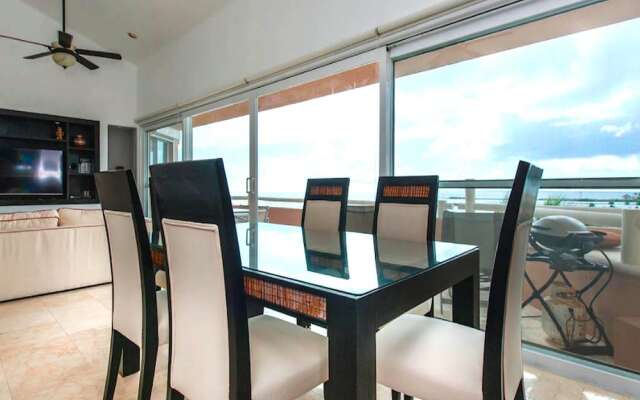 Alta Vista 3Br Condo By Rmh