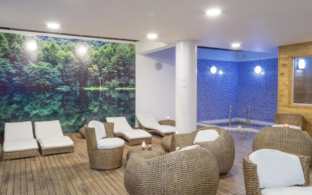 Apartamentos Regency La Feria