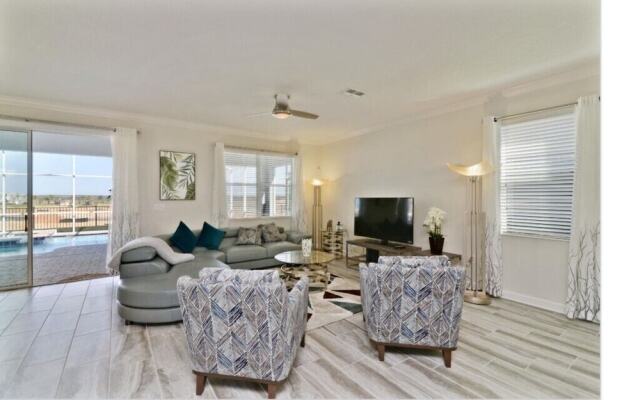 Champions Gate (230704) - 8 Br Villa