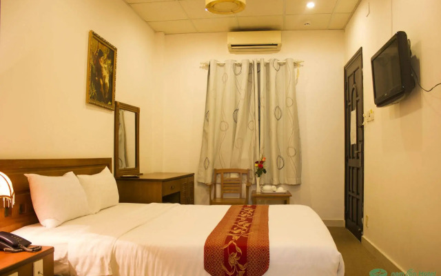 Nam Son Hotel