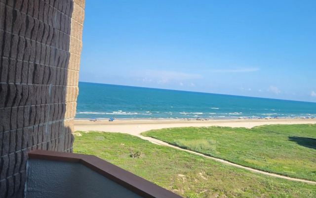 Padre South Hotel On The Beach