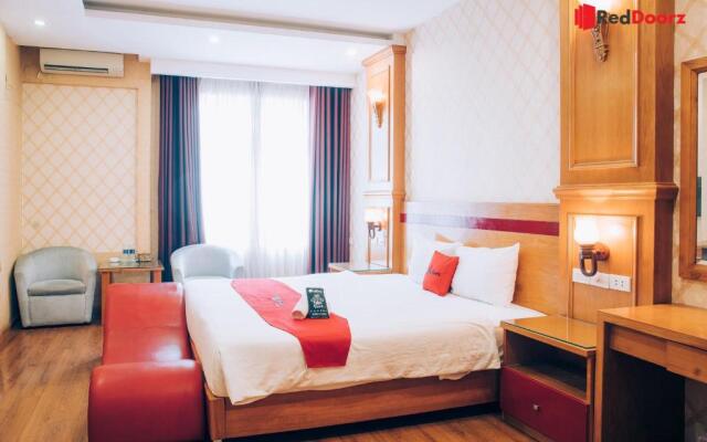 Reddoorz Home Hotel Truong Cong Giai