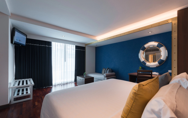 The Cruise Hotel